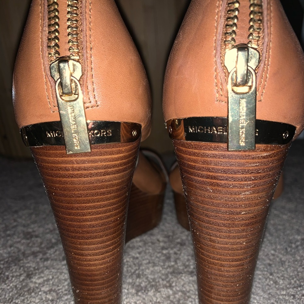 Micheal Kors wedge heels
